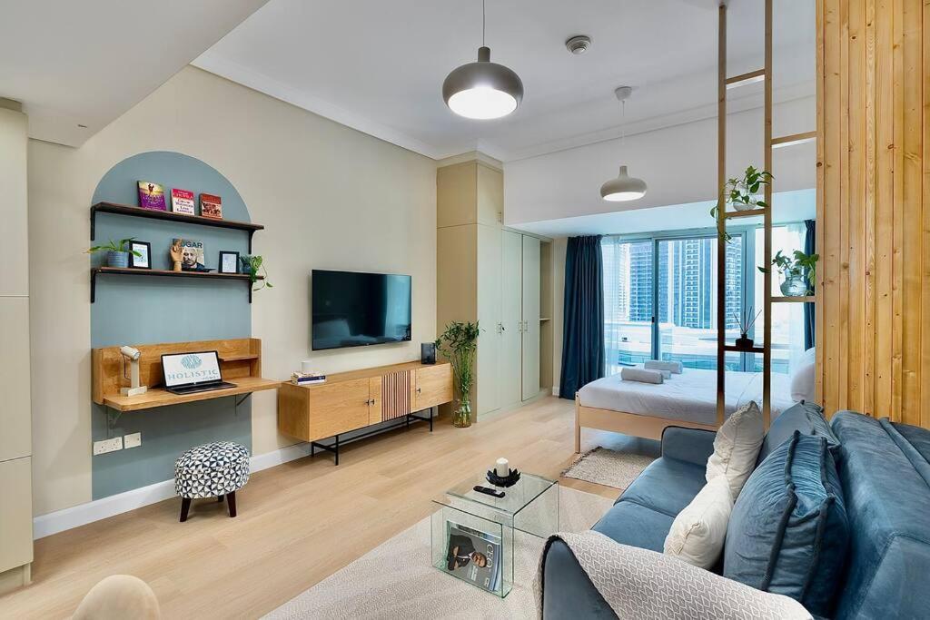 Renovated Terrace Jlt Next To Metro! Dubai